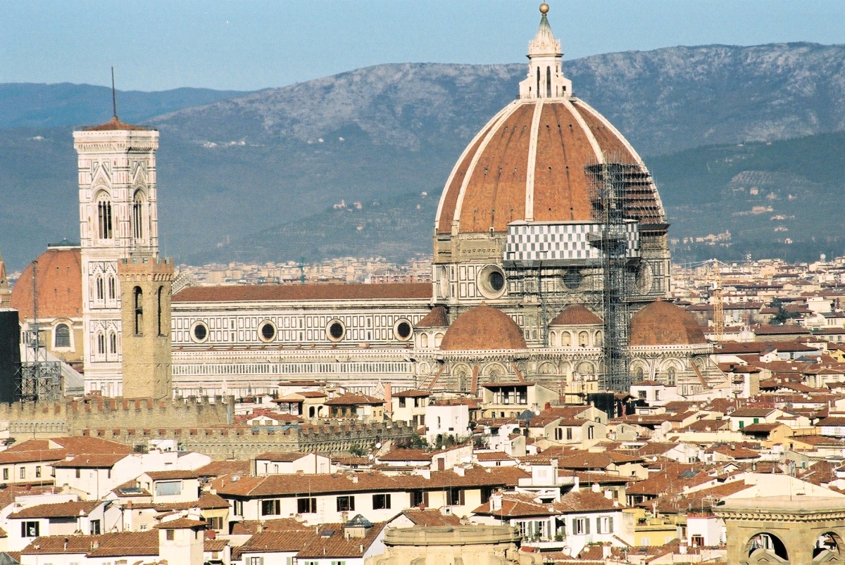 LARGE view of the Duomo, Firenze