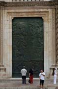 U036_Emilio Greco Bronze Doors