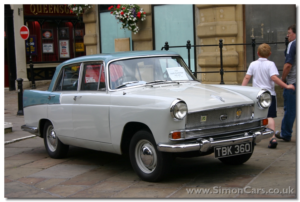 Austin A55 MkII Cambridge 1959 front