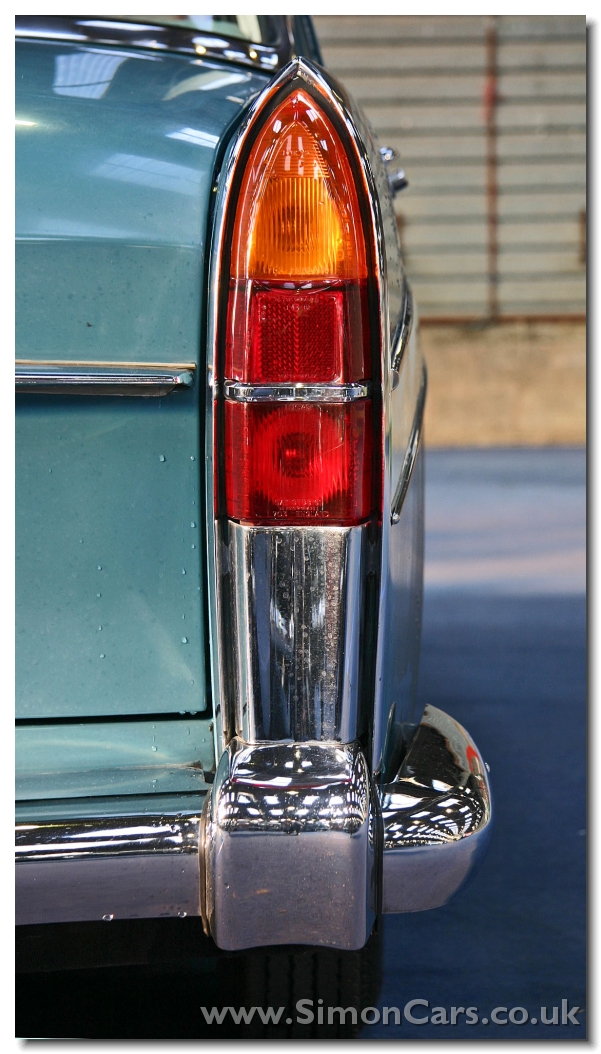 Austin A60 Cambridge lampr