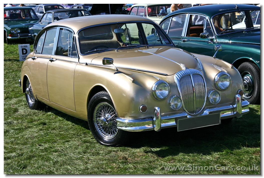 Daimler V8 2-5litre front