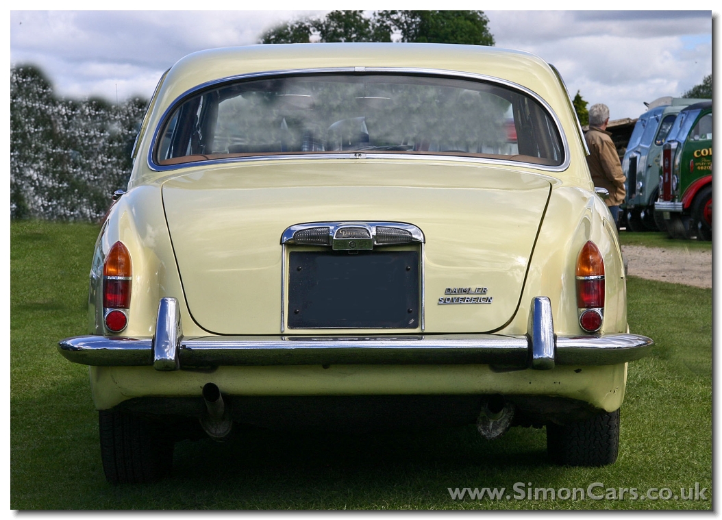 t_Daimler Sovereign tail