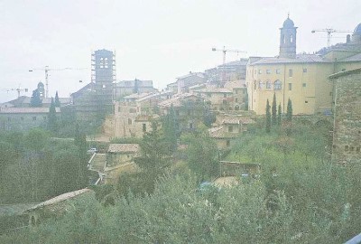 Assisi town (and cranes rebuilding after earthquake
